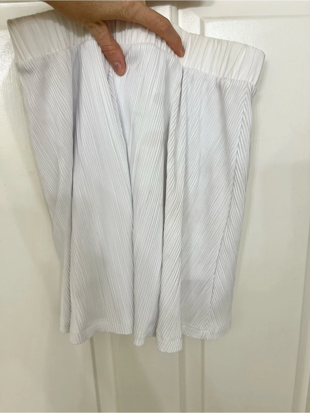 ALO Yoga Women's White micro plisse tennis skirt XS